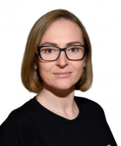 Лещенко Елена Андреевна стоматолог