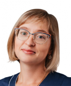 Староста Светлана Витальевна хирург
